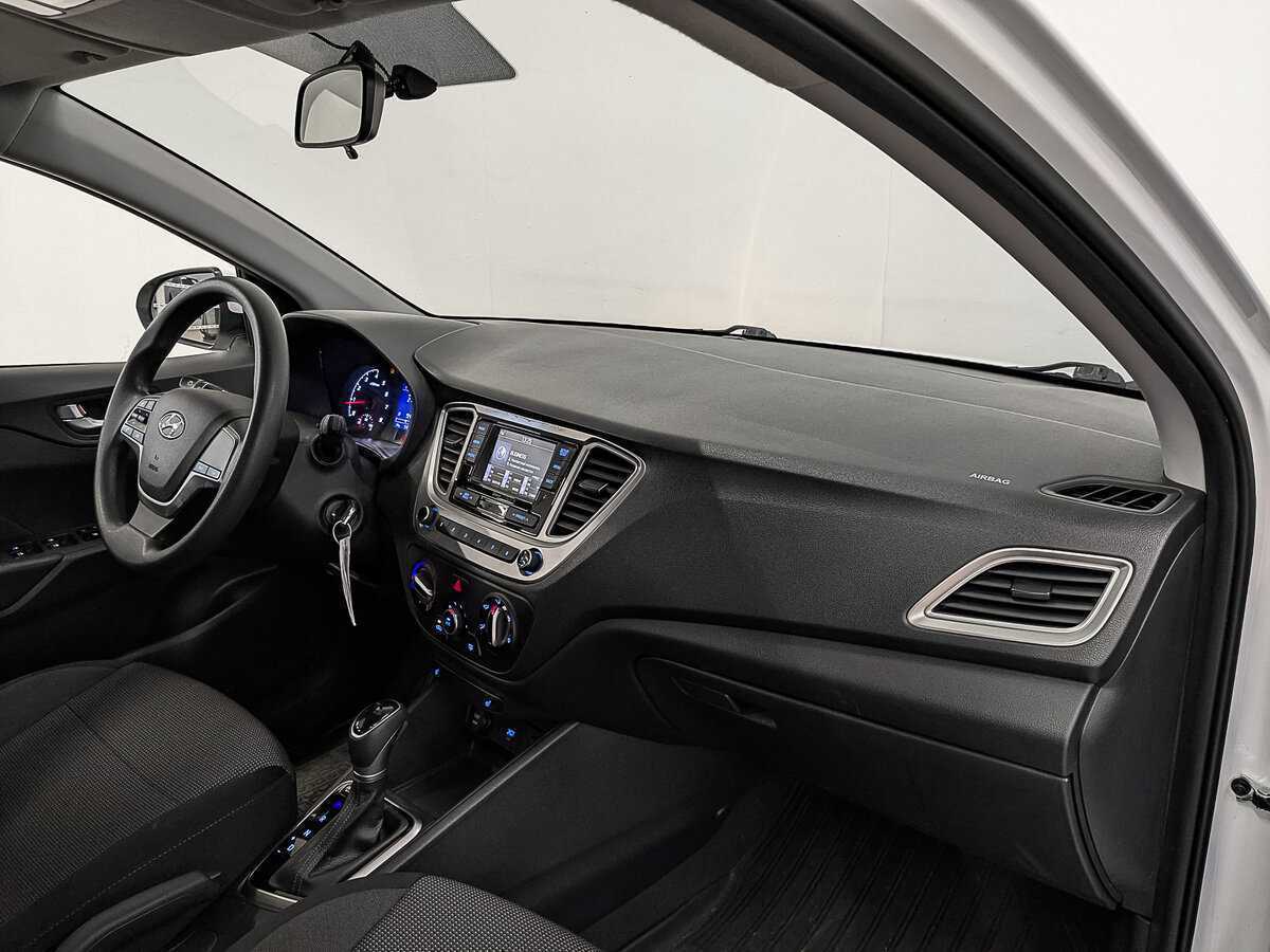 Hyundai Solaris б/у, 2021, Автоматическая. Фото: #10
