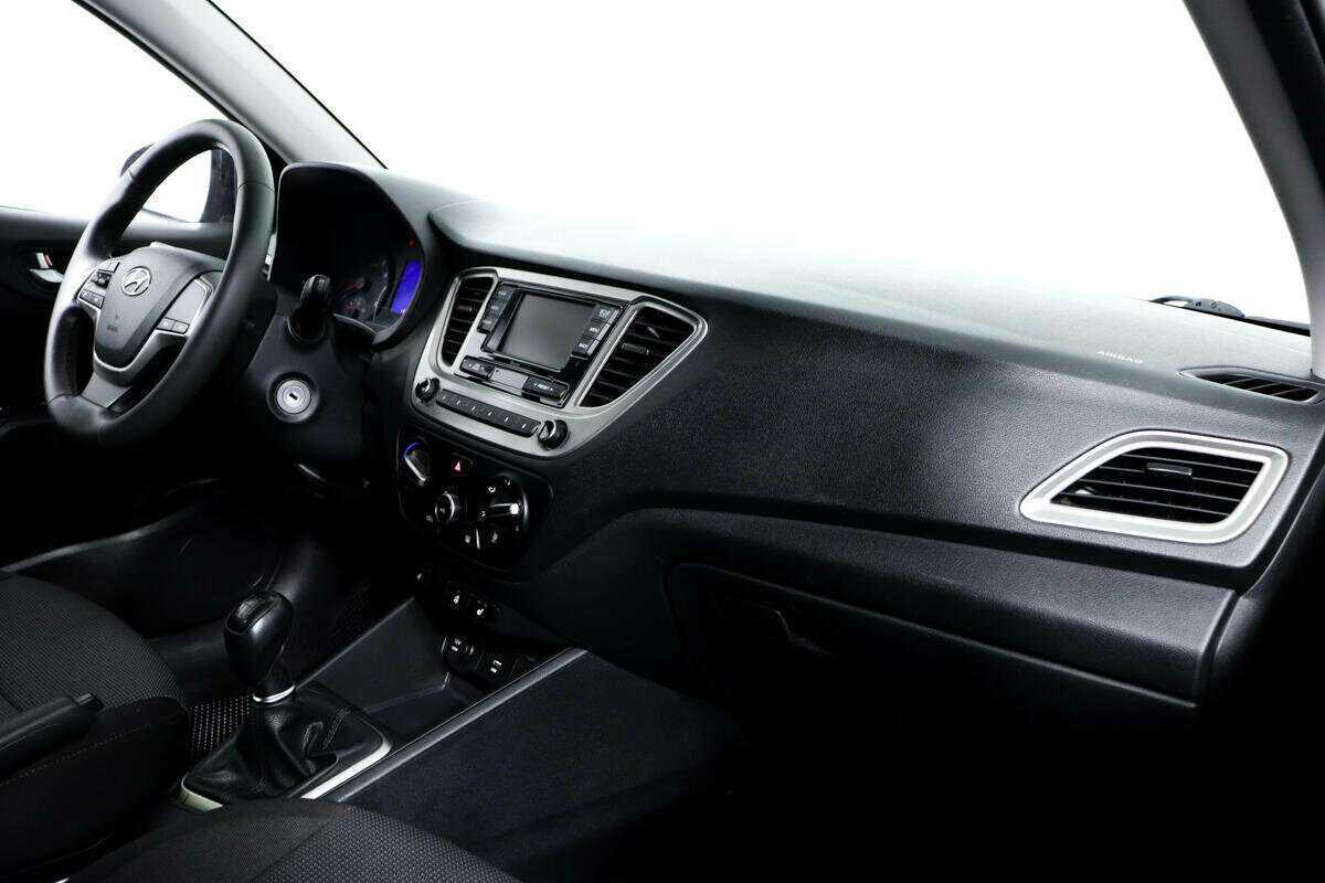 Hyundai Solaris б/у, 2021, Механическая. Фото: #8