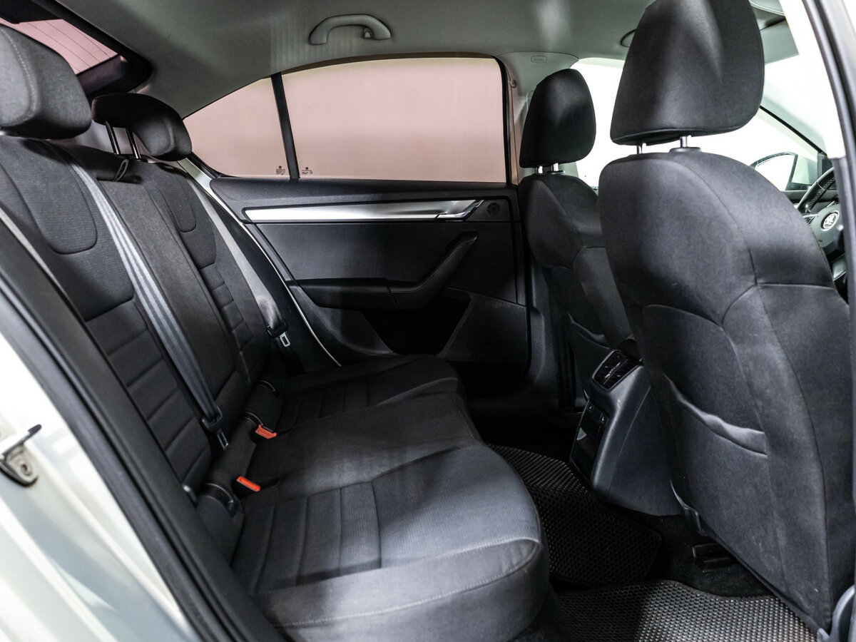Skoda Octavia б/у, 2013, Механическая. Фото: #12