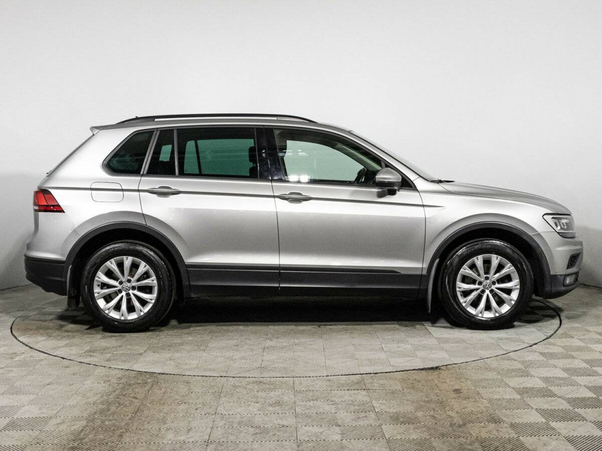 Volkswagen Tiguan б/у, 2019, Роботизированная. Фото: #3