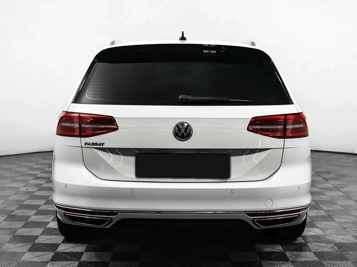 Volkswagen Passat б/у, 2019, Роботизированная. Фото: #5