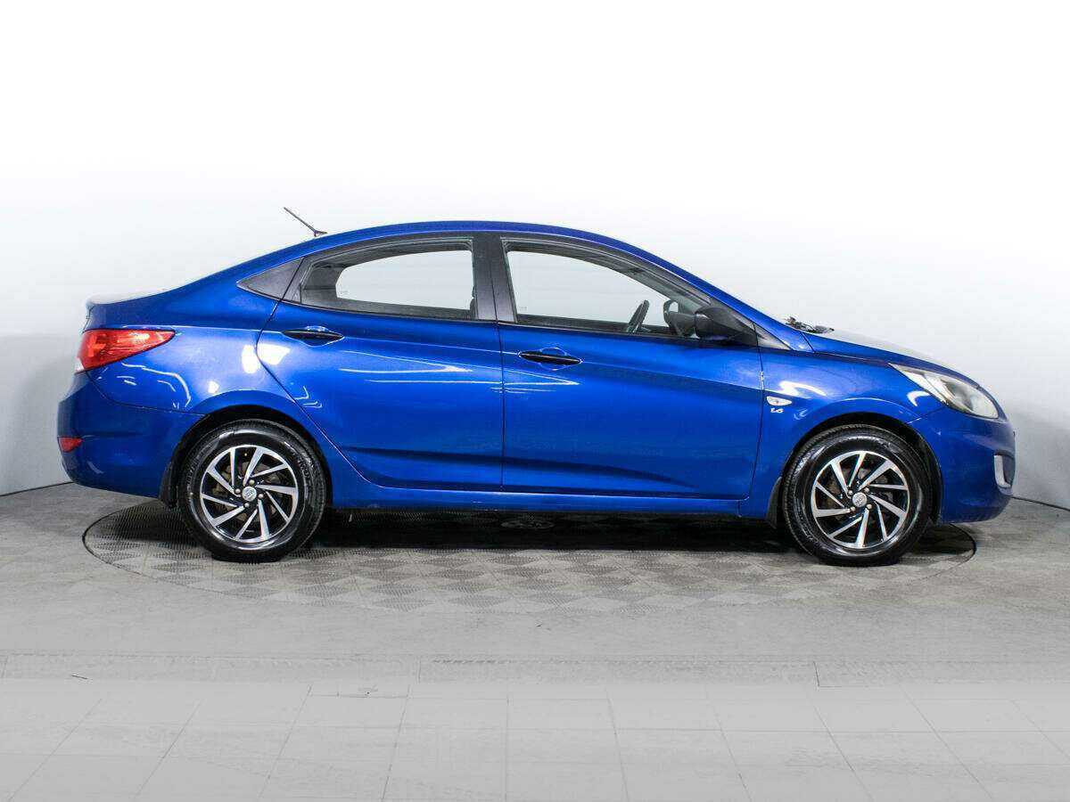 Hyundai Solaris б/у, 2012, Механическая. Фото: #3
