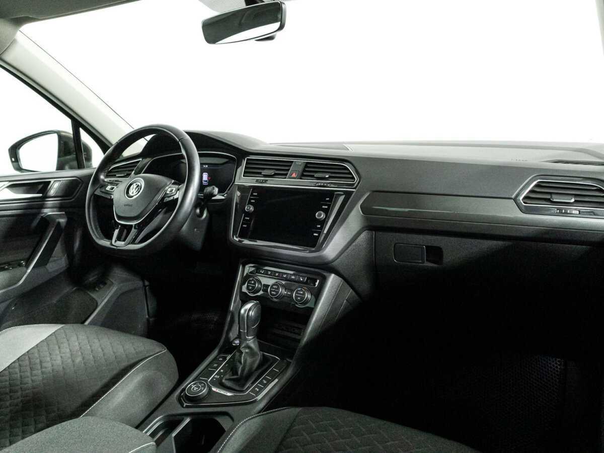 Volkswagen Tiguan б/у, 2018, Роботизированная. Фото: #8