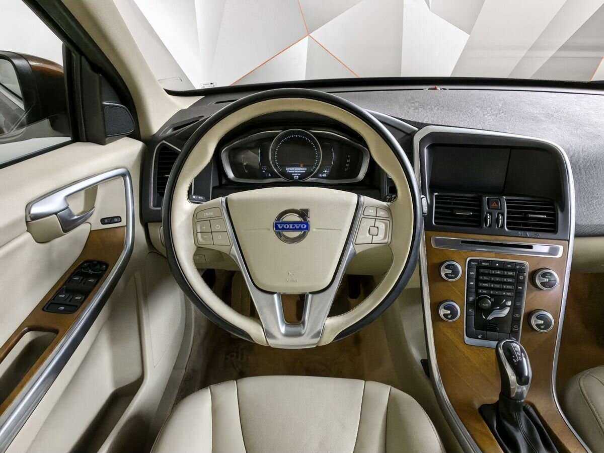 Volvo XC60 б/у, 2015, Автоматическая. Фото: #15