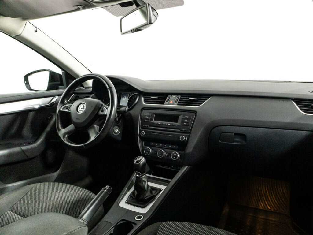 Skoda Octavia б/у, 2013, Механическая. Фото: #8
