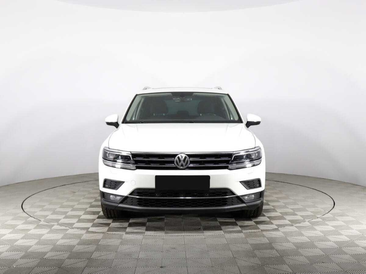 Volkswagen Tiguan б/у, 2018, Роботизированная. Фото: #1