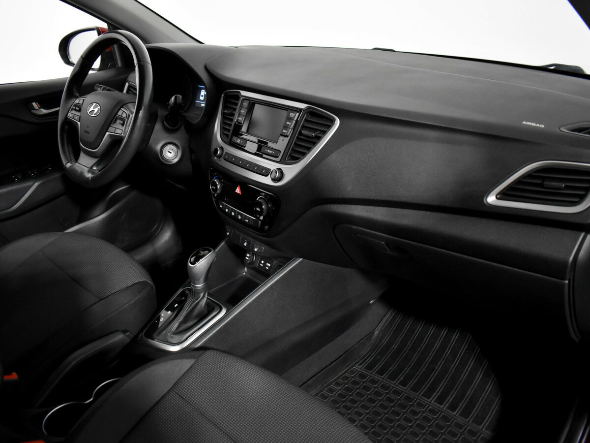 Hyundai Solaris б/у, 2017, Автоматическая. Фото: #11