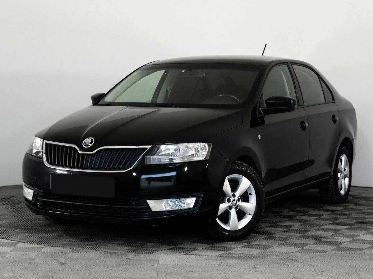Skoda Rapid б/у, 2015, Роботизированная. Посмотреть фото