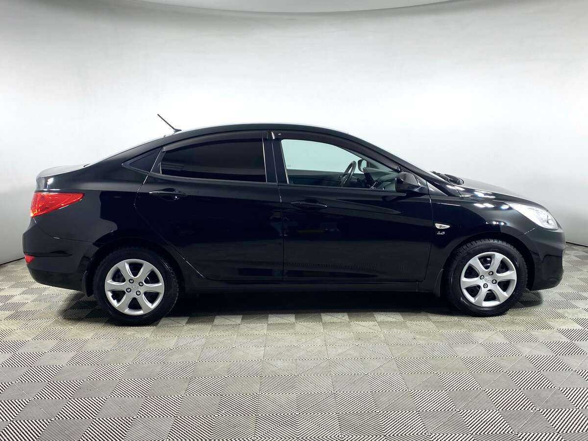Hyundai Solaris б/у, 2013, Механическая. Фото: #3