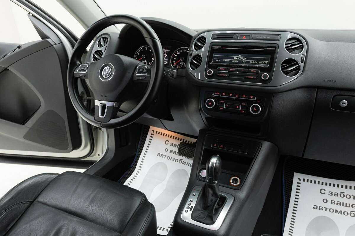 Volkswagen Tiguan б/у, 2013, Автоматическая. Фото: #10