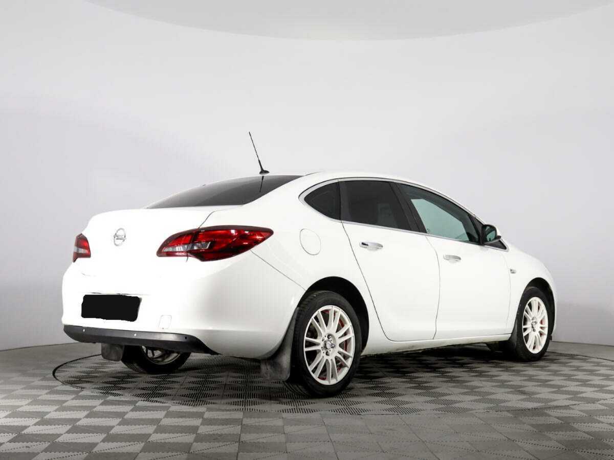 Opel Astra б/у, 2013, Автоматическая. Фото: #4