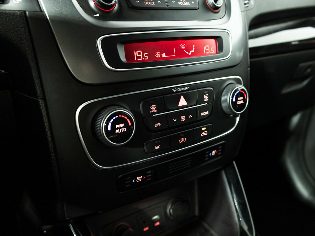 Kia Sorento б/у, 2018, Автоматическая. Фото: #15