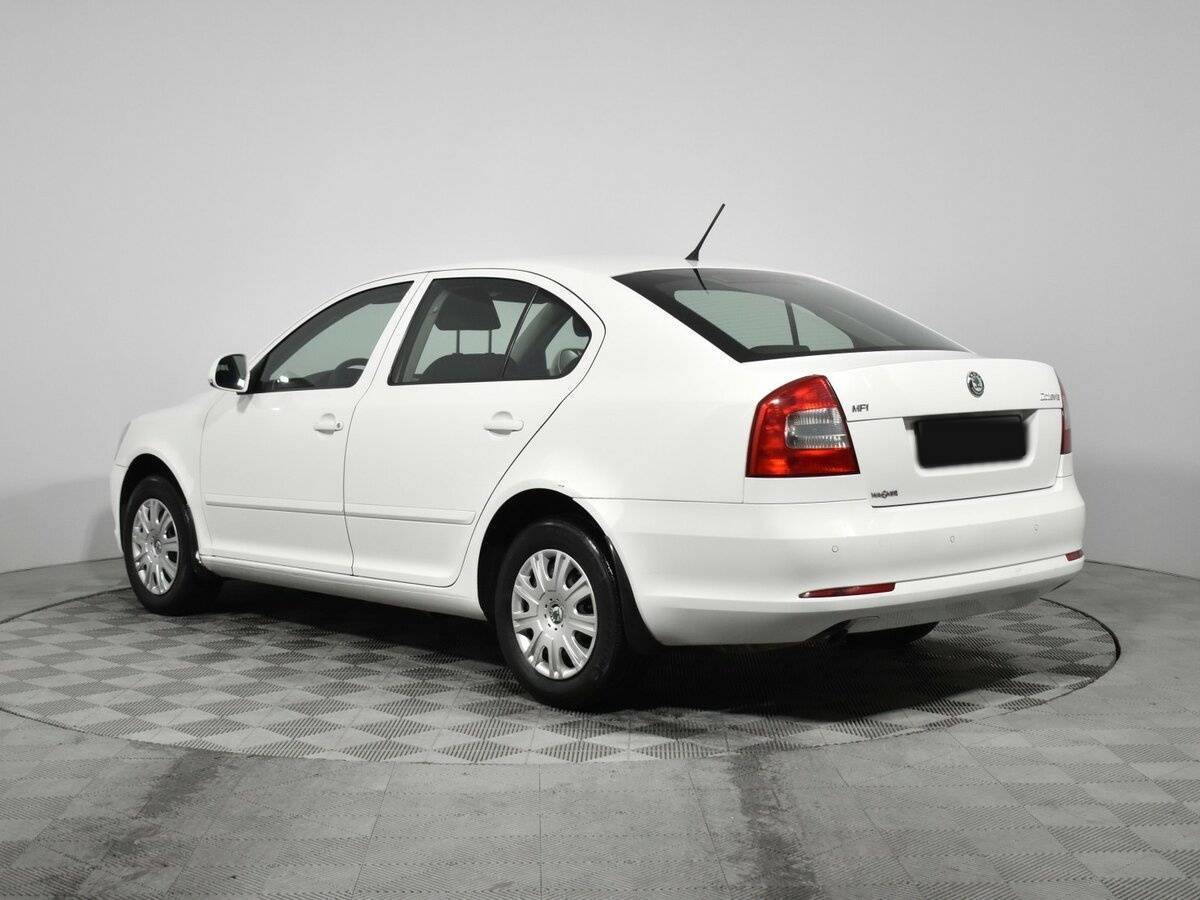 Skoda Octavia б/у, 2013, Механическая. Фото: #6