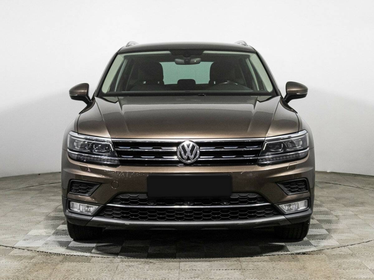 Volkswagen Tiguan б/у, 2017, Роботизированная. Фото: #1
