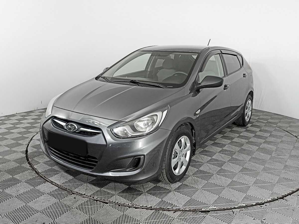 Hyundai Solaris б/у, 2014, Механическая. Посмотреть фото