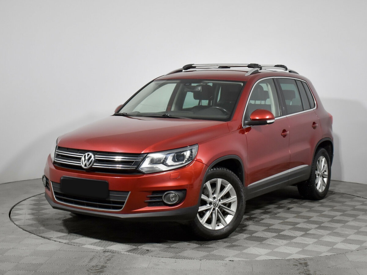 Volkswagen Tiguan б/у, 2013, Автоматическая. Фото: #0