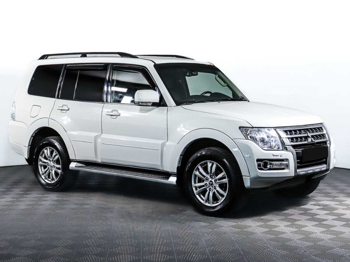 Mitsubishi Pajero б/у, 2014, Автоматическая. Посмотреть фото