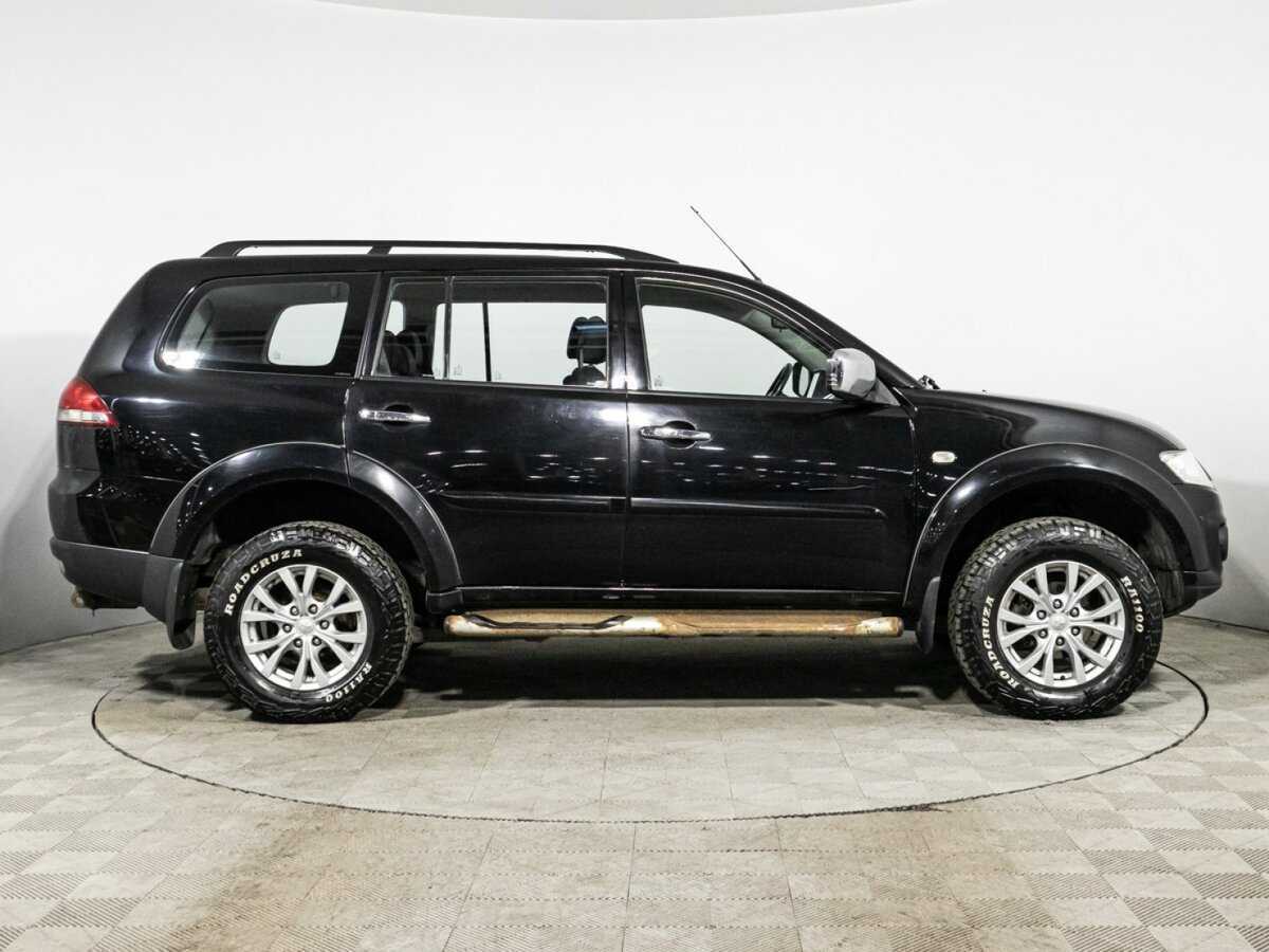 Mitsubishi Pajero Sport б/у, 2013, Автоматическая. Фото: #3