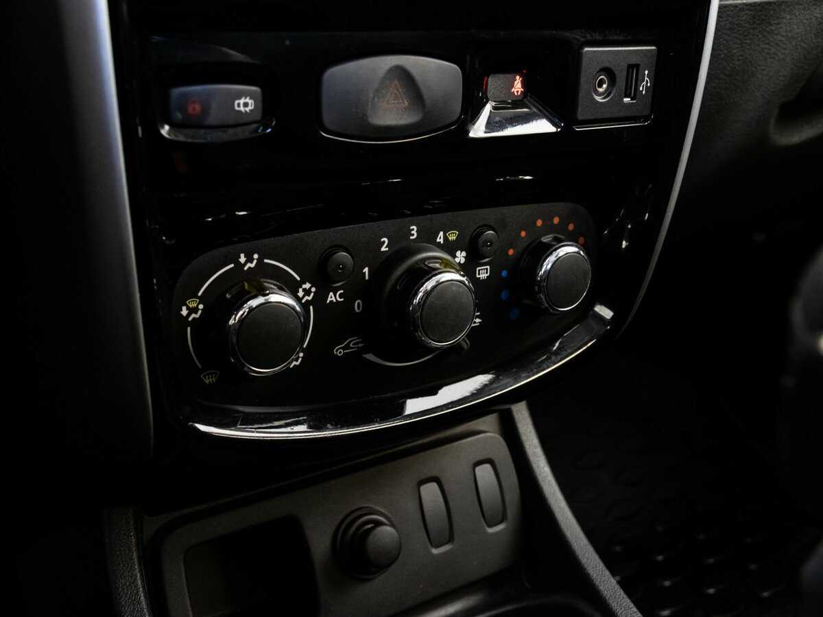 Nissan Terrano б/у, 2014, Автоматическая. Фото: #10
