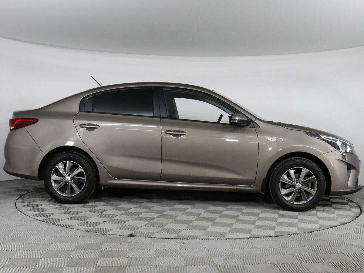 Kia Rio б/у, 2022, Механическая. Фото: #3