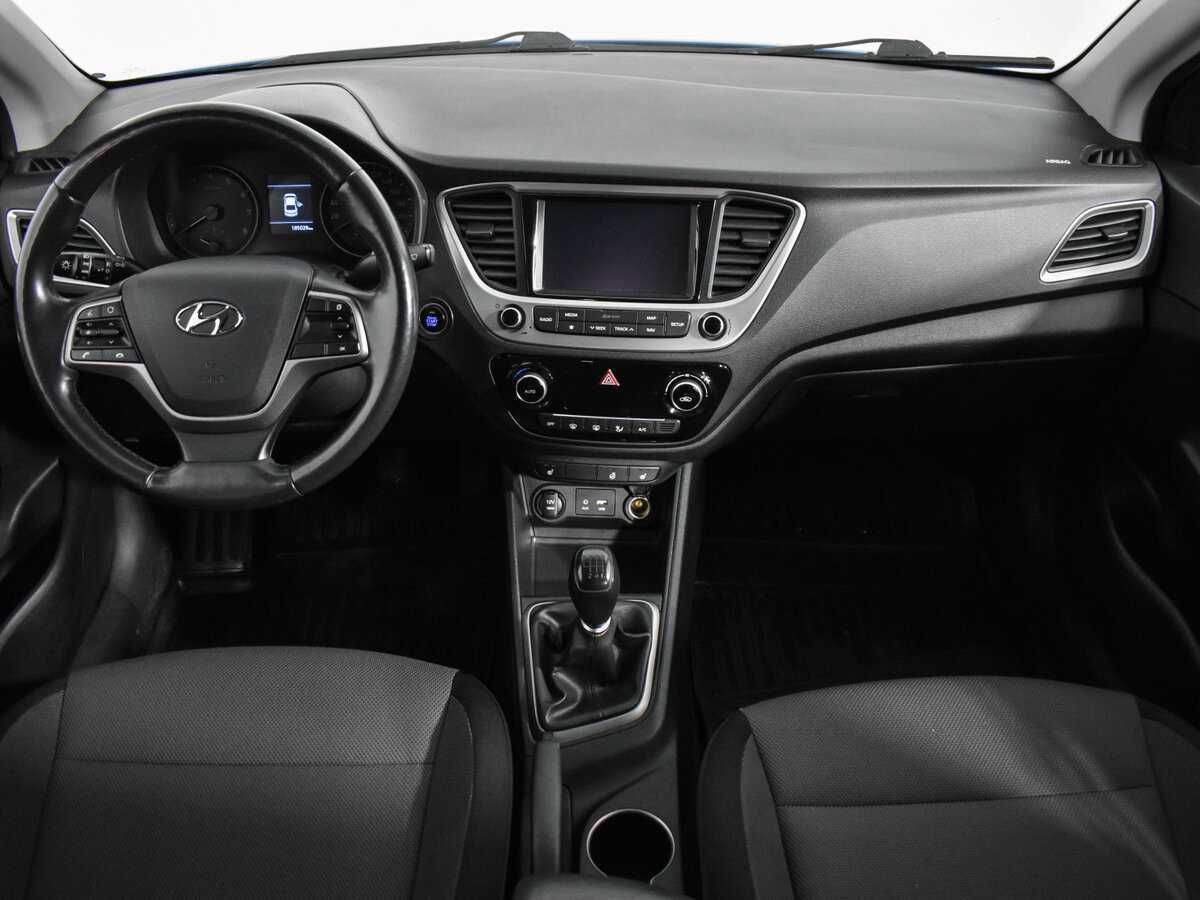 Hyundai Solaris б/у, 2017, Механическая. Фото: #12