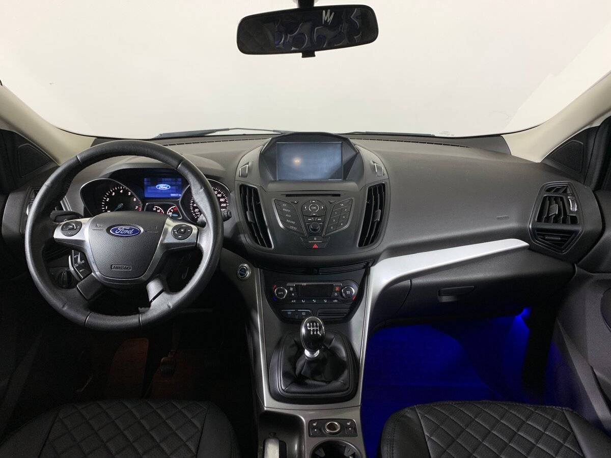Ford Kuga б/у, 2013, Механическая. Фото: #11