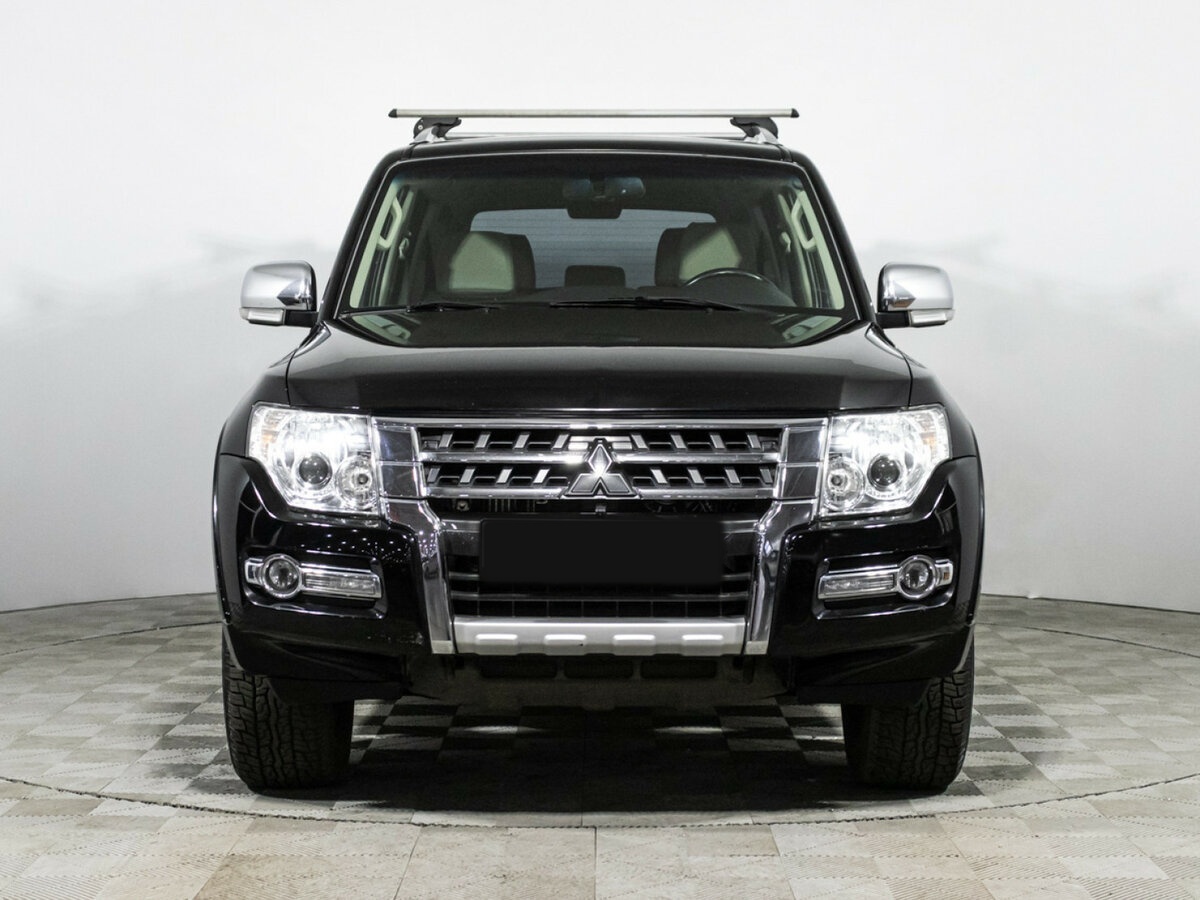 Mitsubishi Pajero б/у, 2017, Автоматическая. Фото: #1