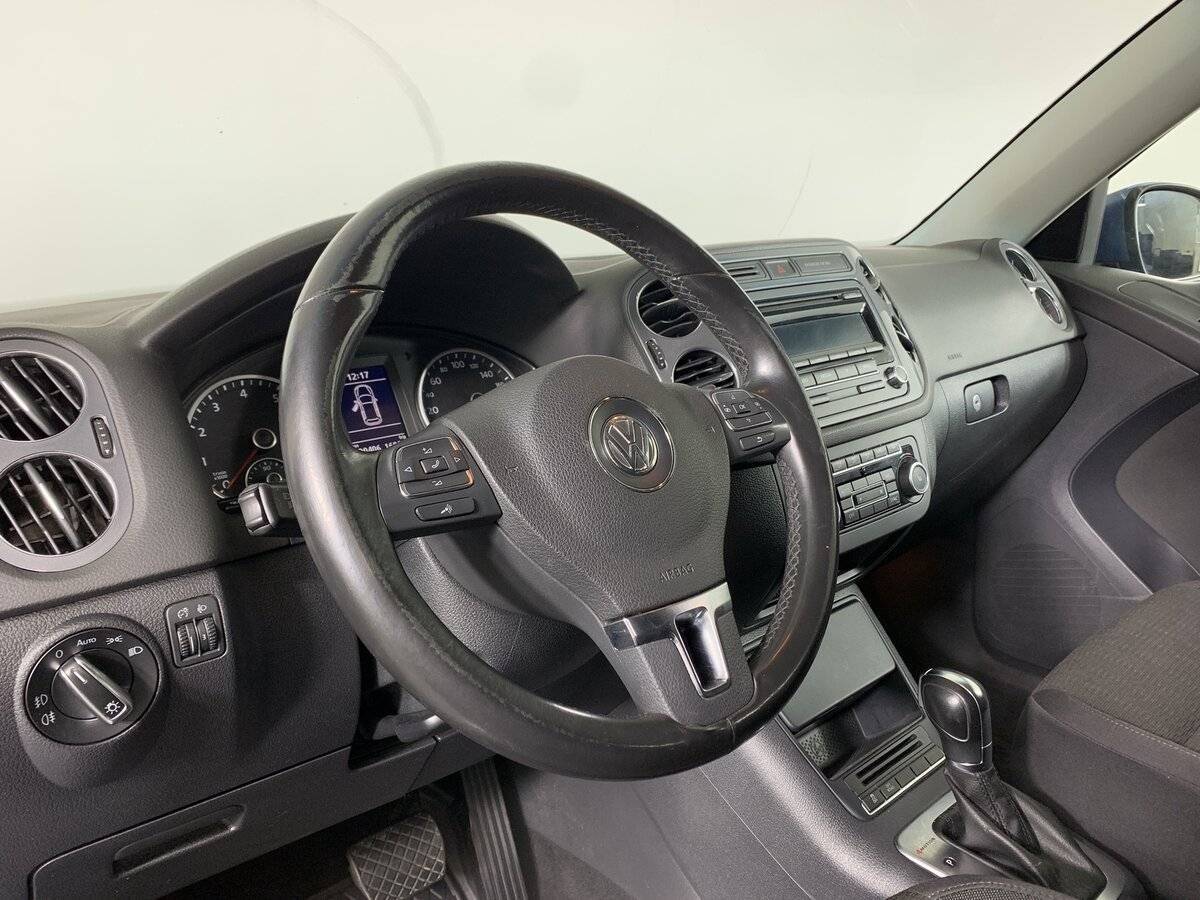 Volkswagen Tiguan б/у, 2012, Автоматическая. Фото: #10