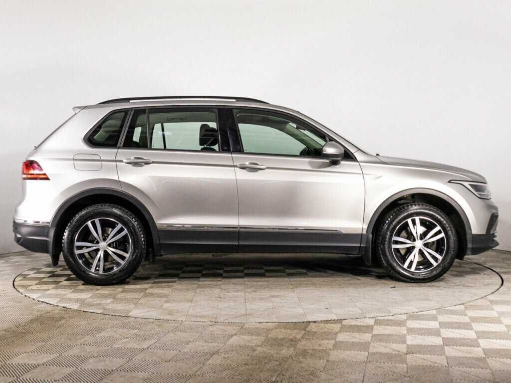 Volkswagen Tiguan б/у, 2021, Роботизированная. Фото: #3