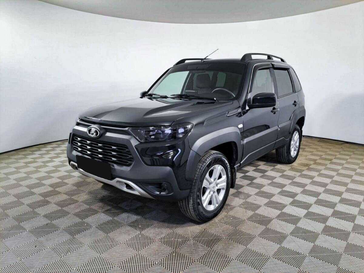 Lada (ВАЗ) Niva б/у, 2023, Механическая. Посмотреть фото