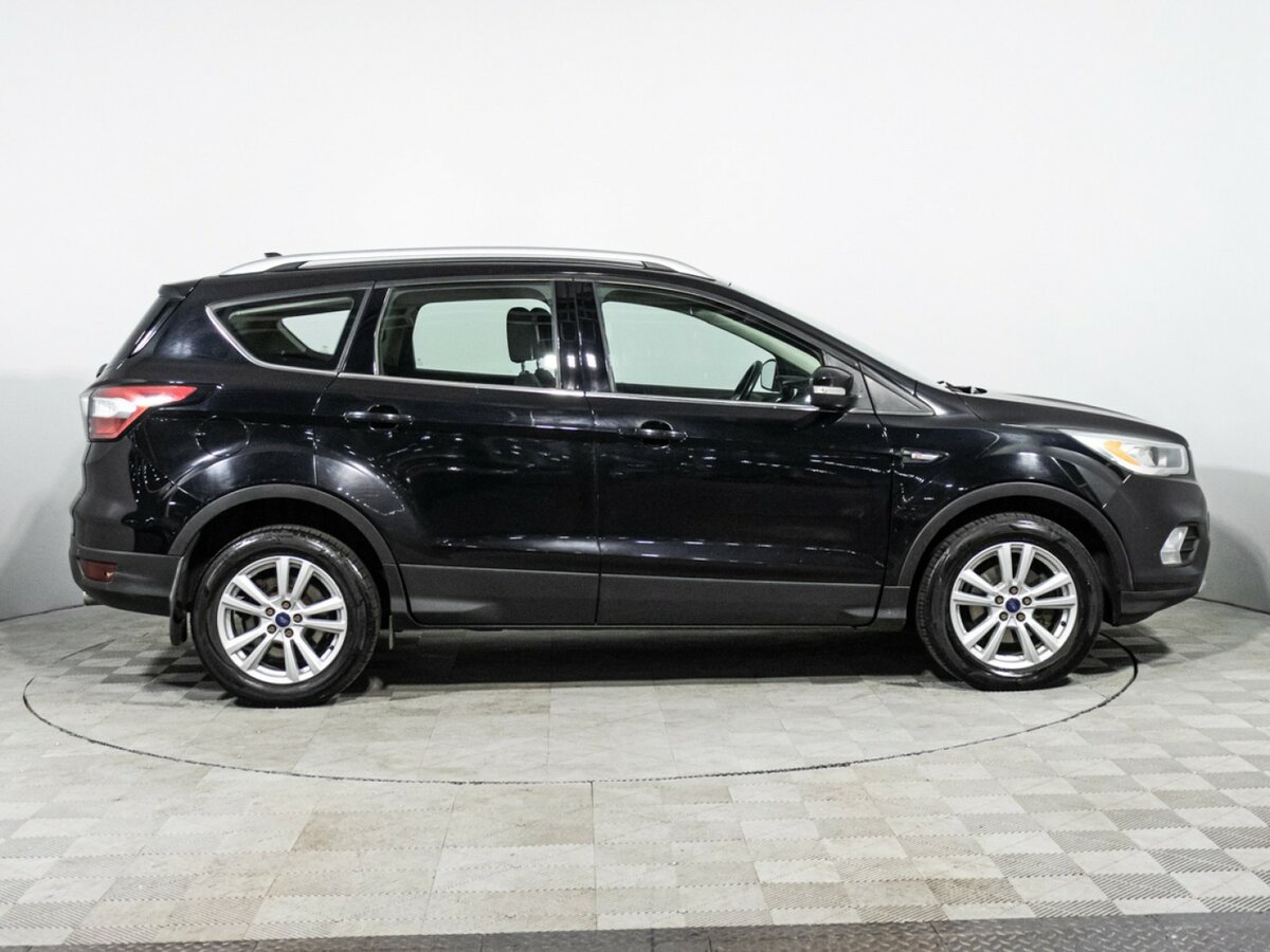 Ford Kuga б/у, 2017, Автоматическая. Фото: #3