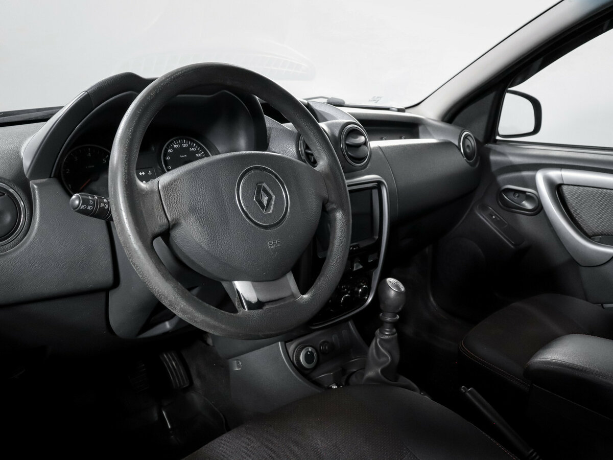 Renault Duster б/у, 2013, Механическая. Фото: #10