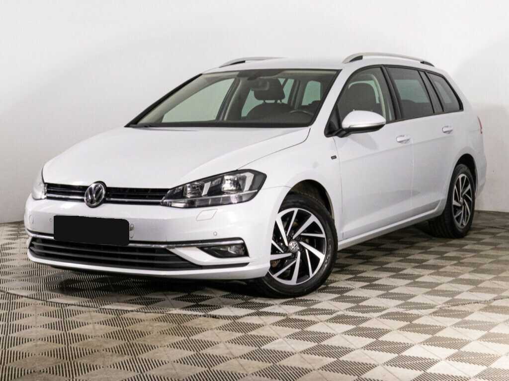 Volkswagen Golf б/у, 2018, Роботизированная. Фото: #0