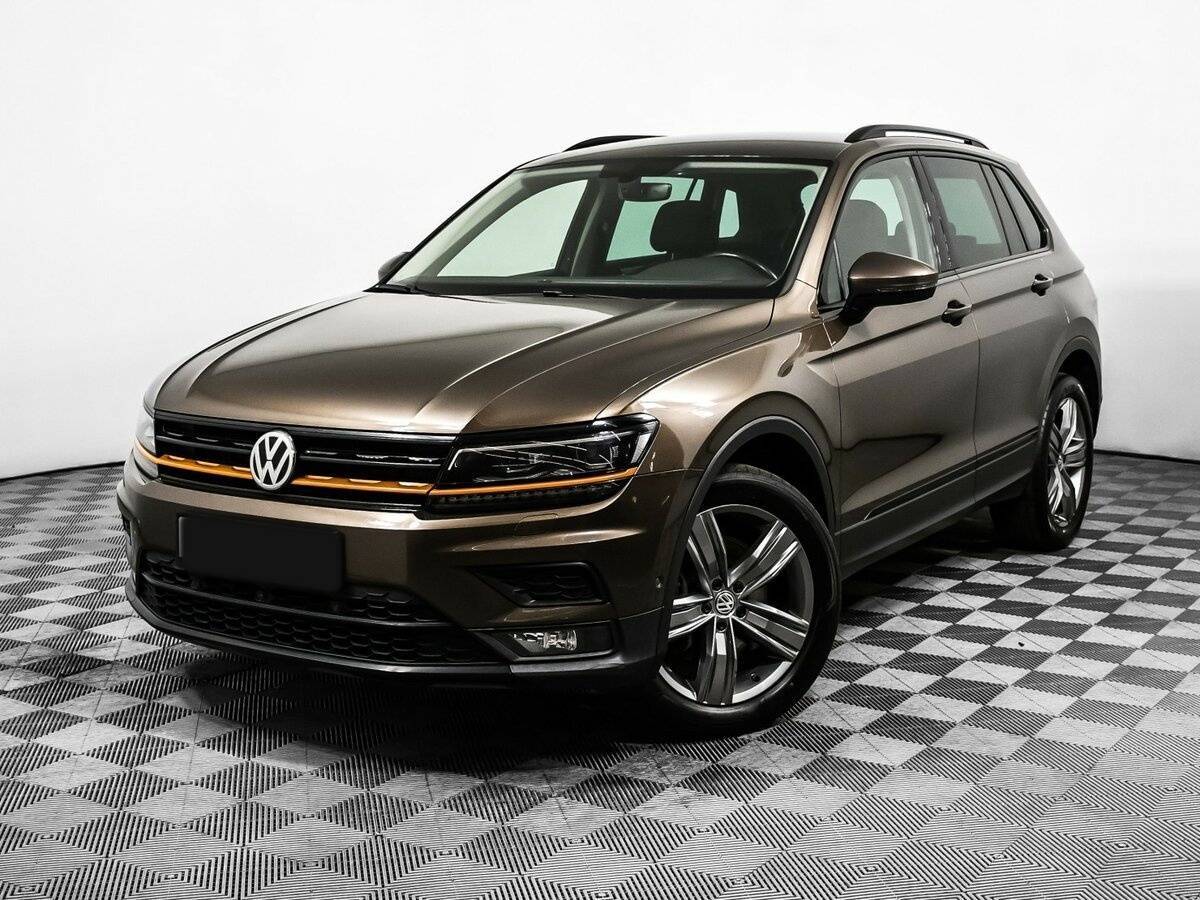 Volkswagen Tiguan б/у, 2017, Роботизированная. Посмотреть фото