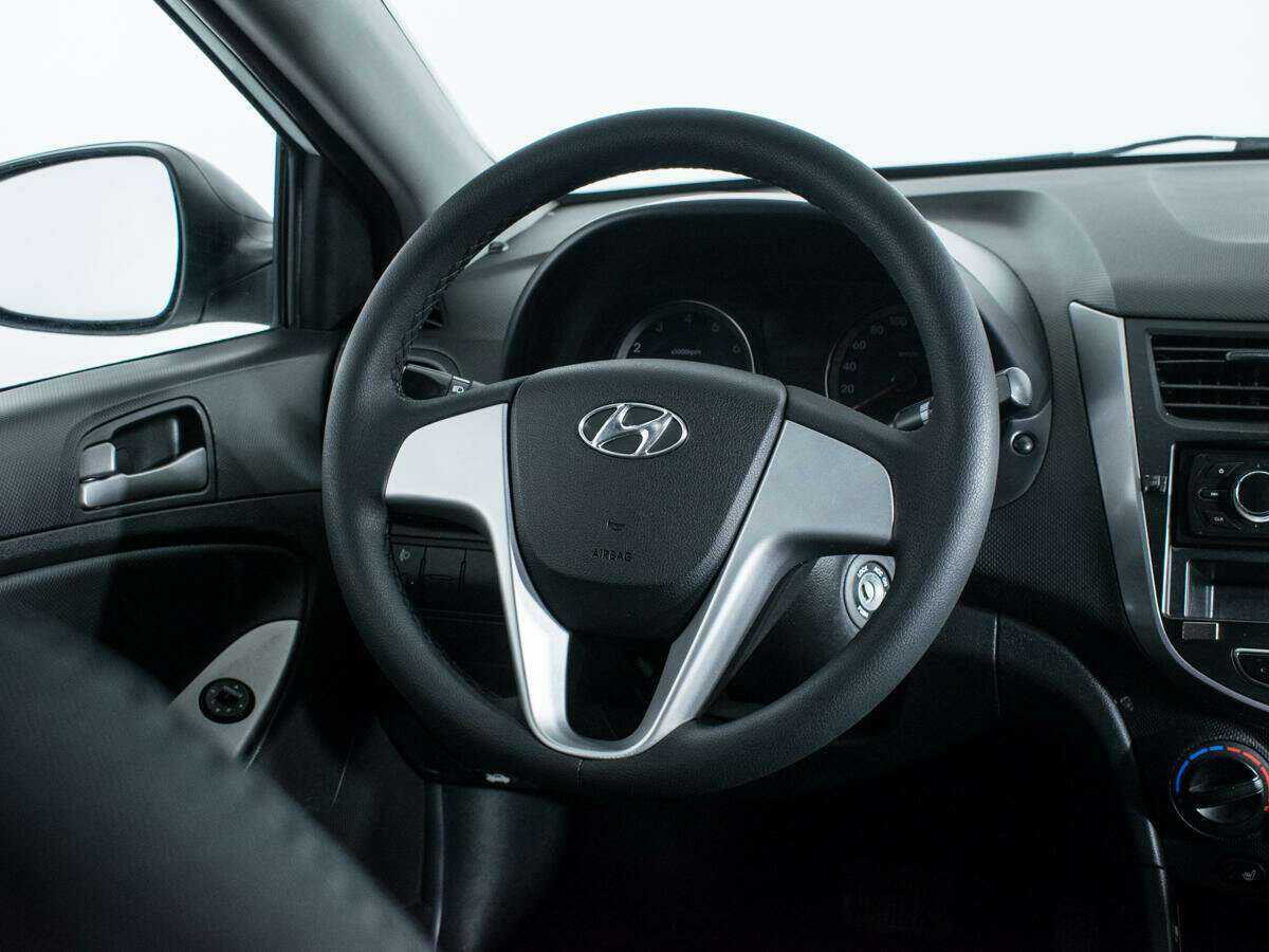 Hyundai Solaris б/у, 2015, Автоматическая. Фото: #13