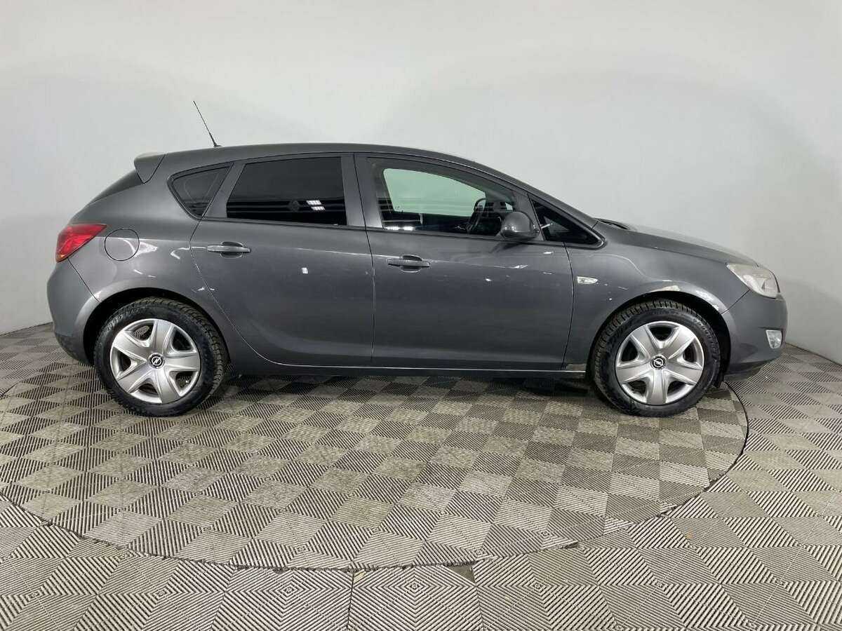 Opel Astra б/у, 2012, Автоматическая. Фото: #3
