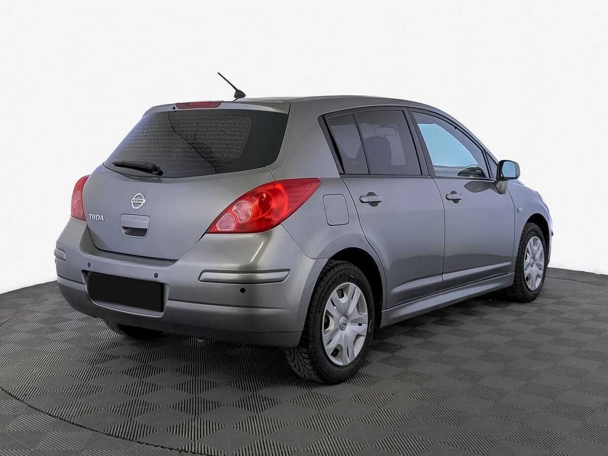 Nissan Tiida б/у, 2013, Автоматическая. Фото: #4