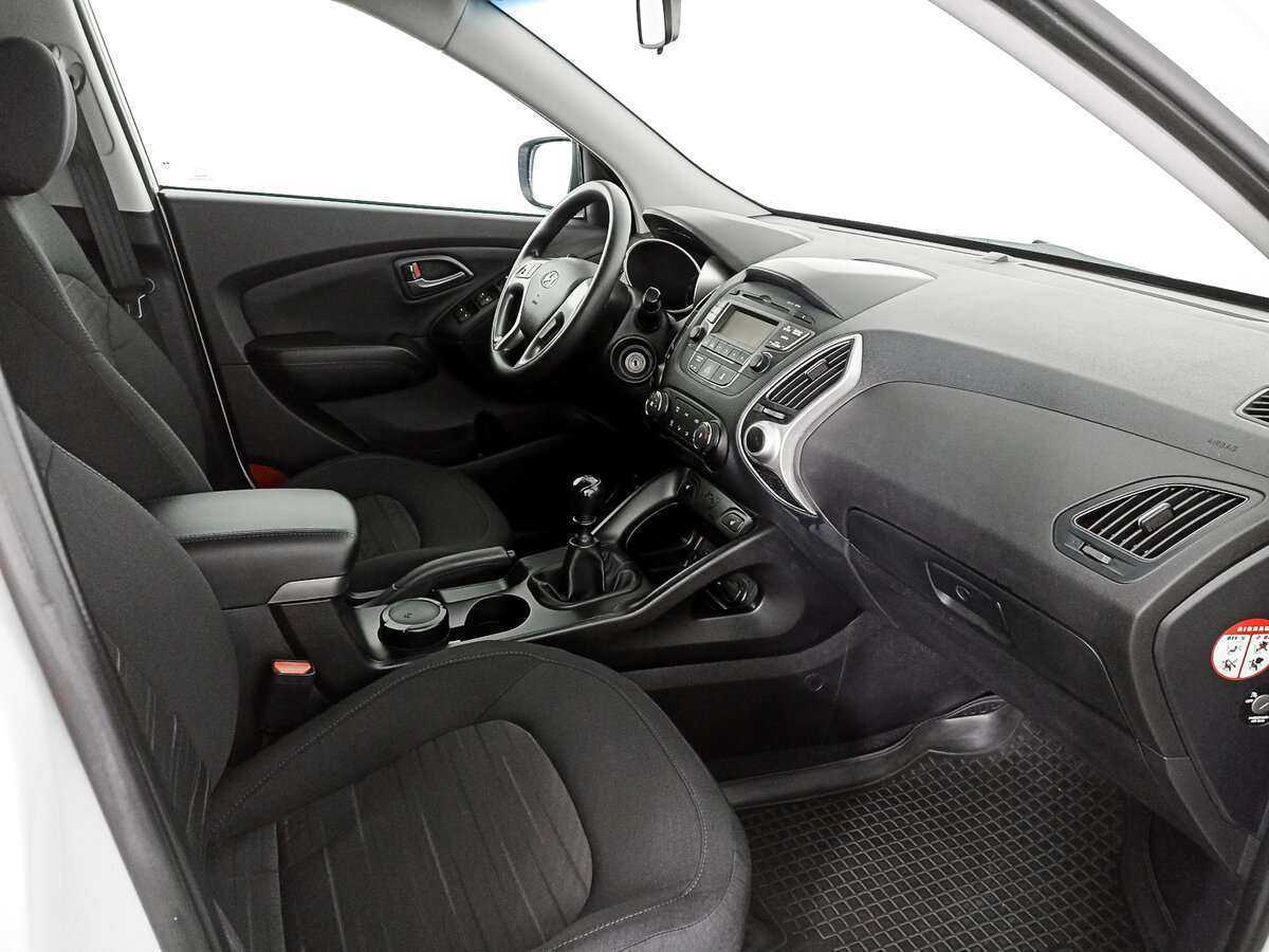 Hyundai ix35 б/у, 2014, Механическая. Фото: #8