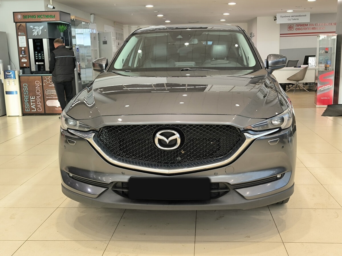 Mazda CX-5 б/у, 2017, Автоматическая. Фото: #1