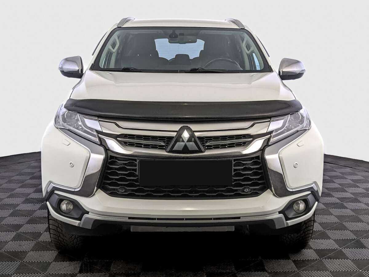 Mitsubishi Pajero Sport б/у, 2017, Автоматическая. Фото: #1