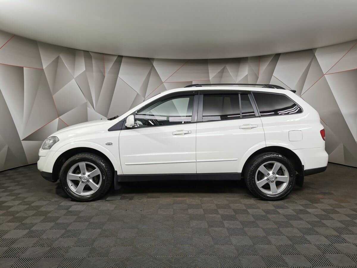 SsangYong Kyron б/у, 2013, Автоматическая. Фото: #4