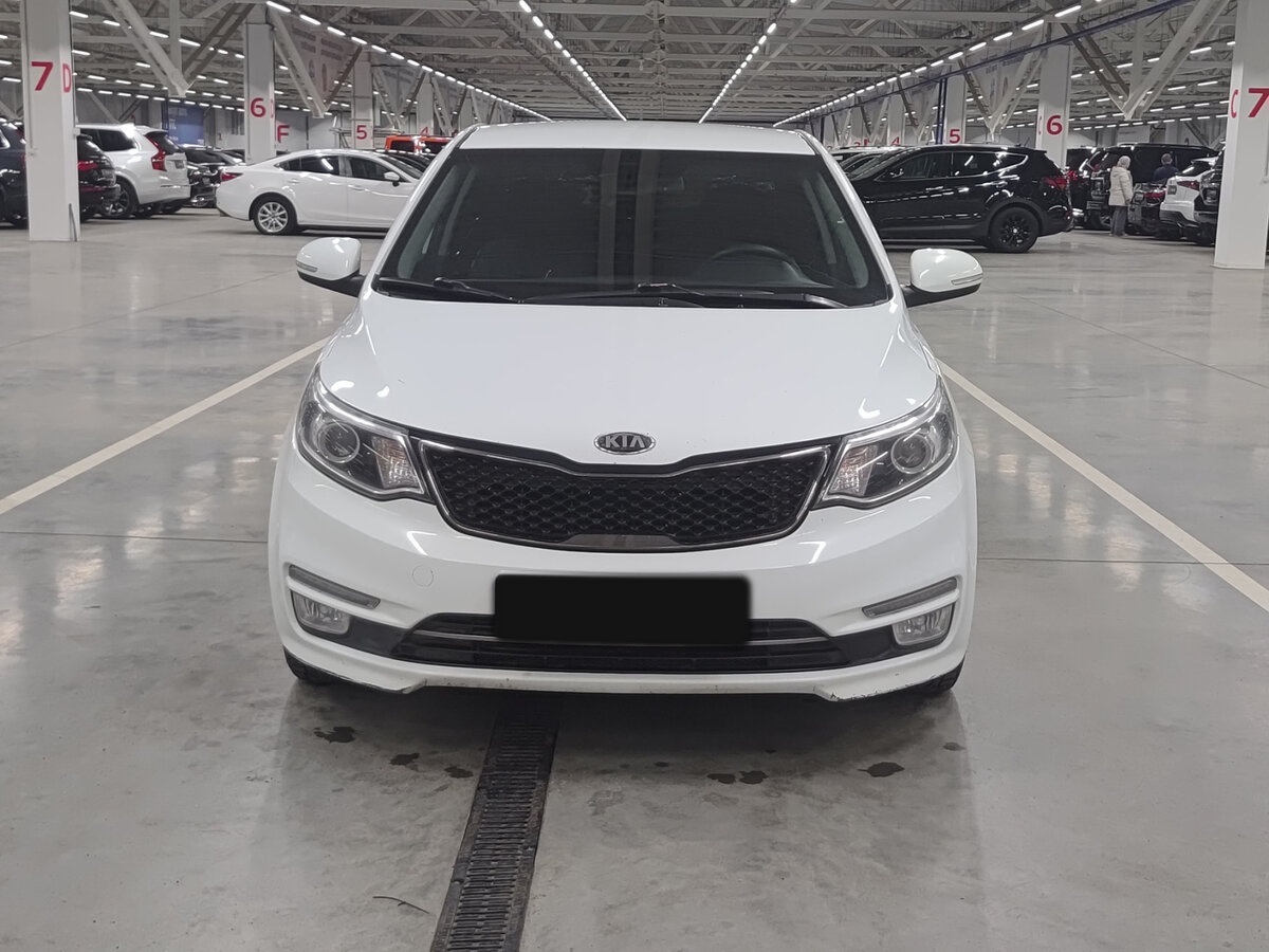 Kia Rio б/у, 2016, Автоматическая. Фото: #1