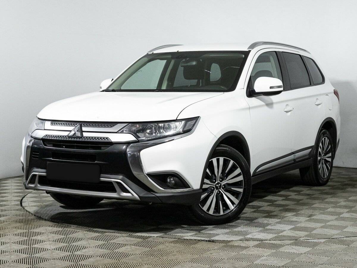 Mitsubishi Outlander б/у, 2019, Вариатор. Посмотреть фото