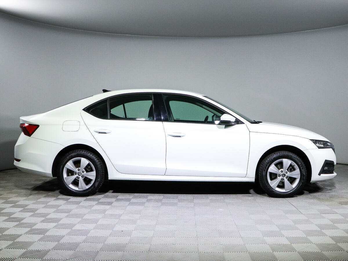 Skoda Octavia б/у, 2021, Автоматическая. Фото: #3