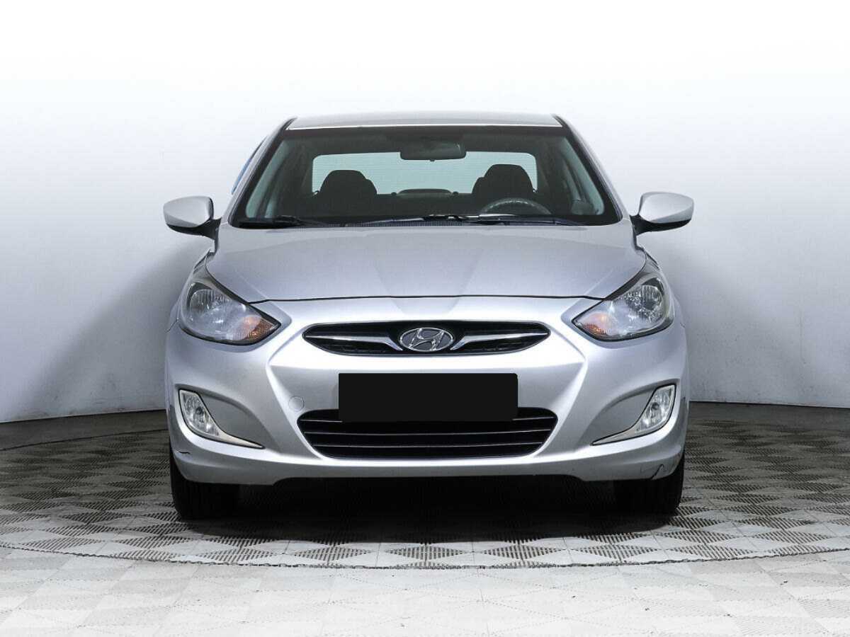 Hyundai Solaris б/у, 2012, Автоматическая. Фото: #0
