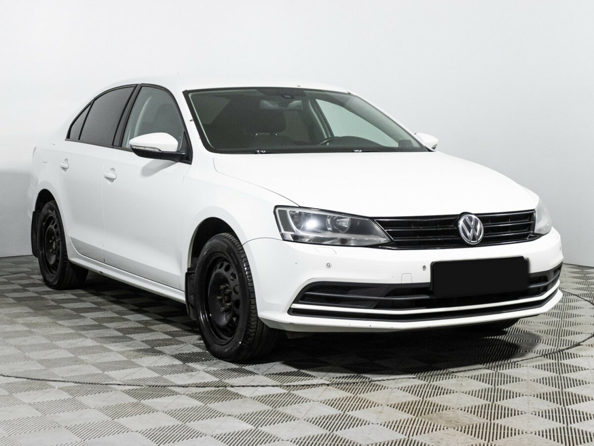 Volkswagen Jetta б/у, 2016, Автоматическая. Фото: #2