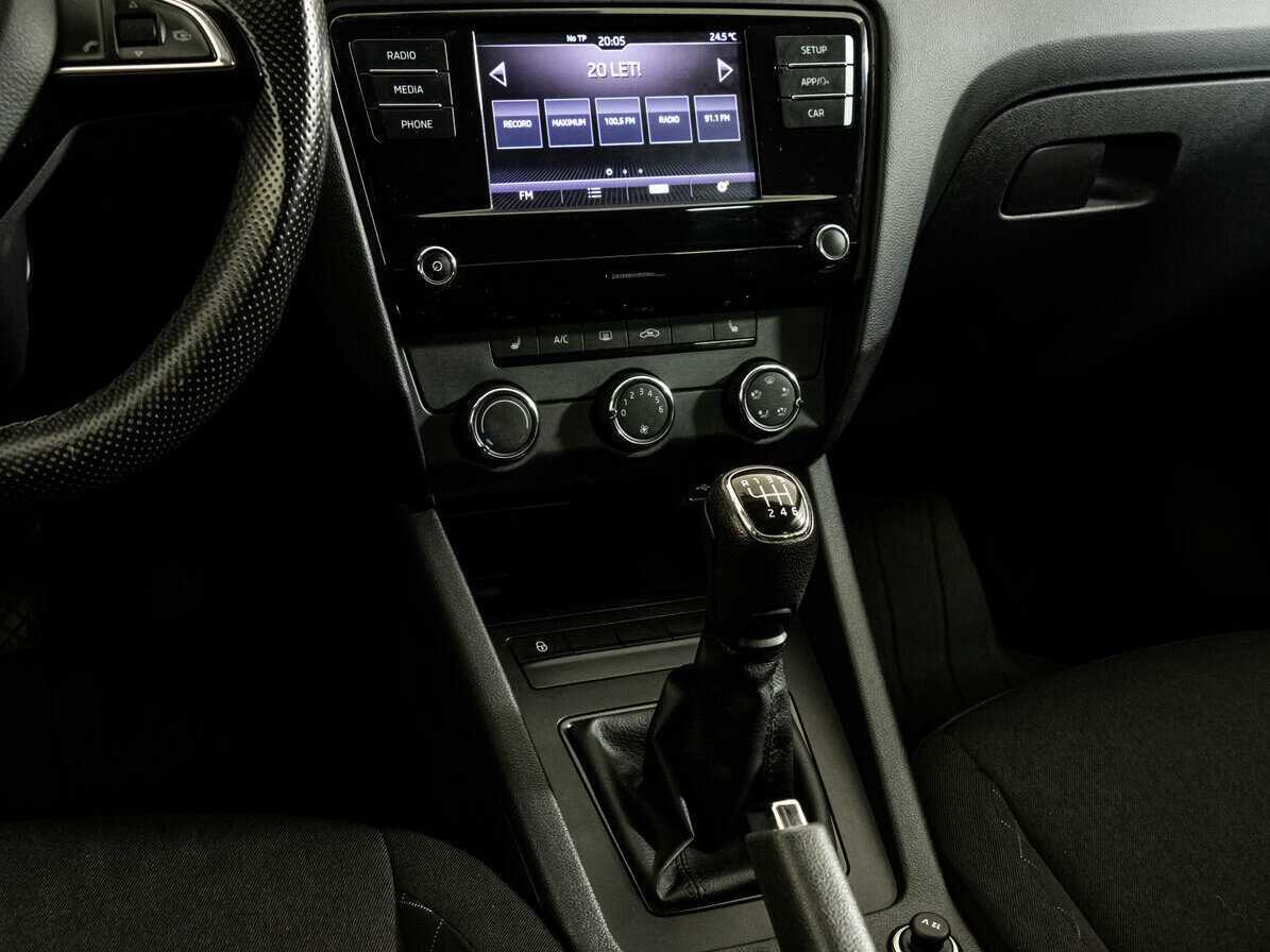 Skoda Octavia б/у, 2018, Механическая. Фото: #11