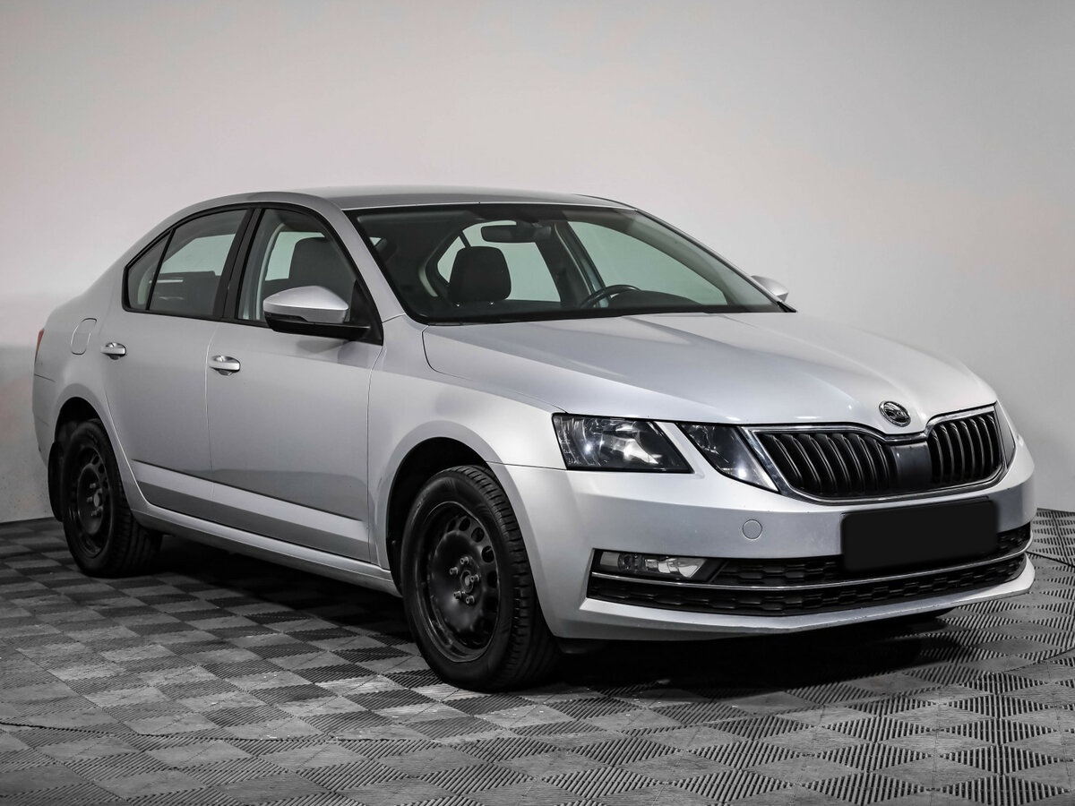Skoda Octavia б/у, 2020, Роботизированная. Фото: #3