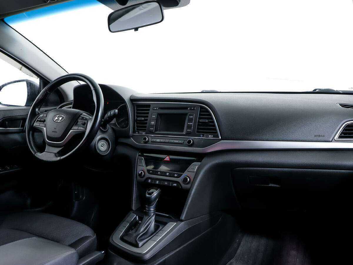 Hyundai Elantra б/у, 2017, Автоматическая. Фото: #8