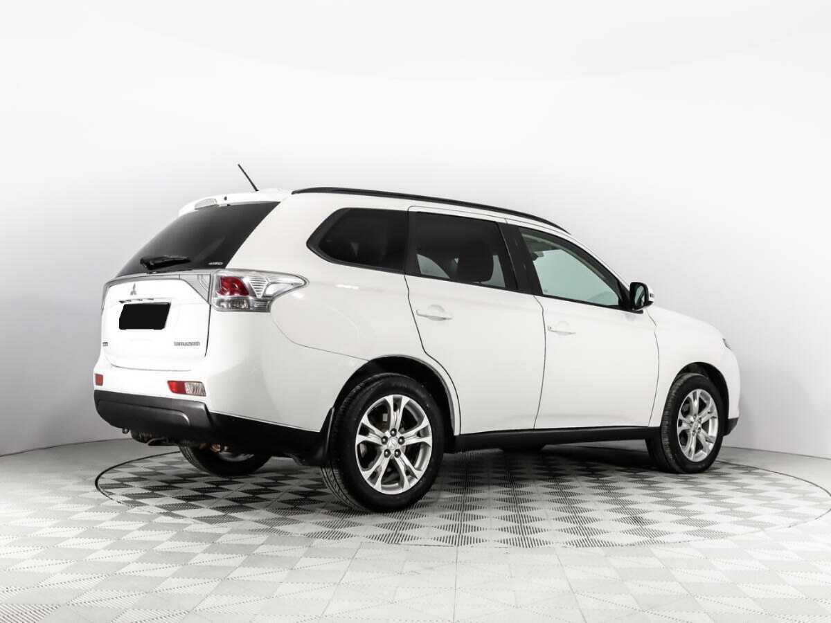 Mitsubishi Outlander б/у, 2014, Вариатор. Фото: #4
